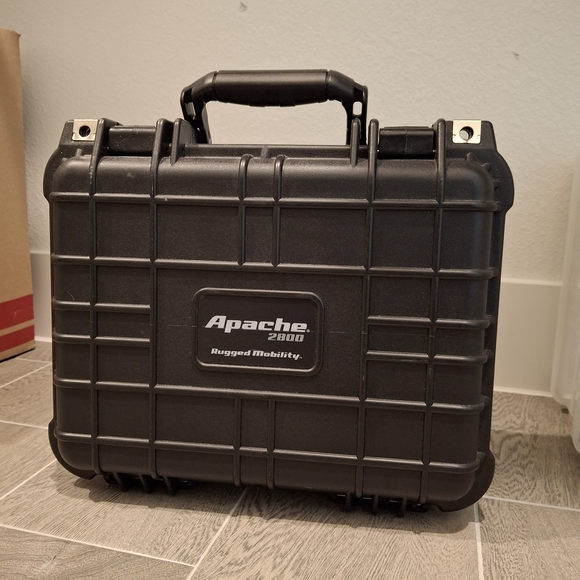 Apache 2800 Rugged Mobility Black Case - Picture 2 of 14